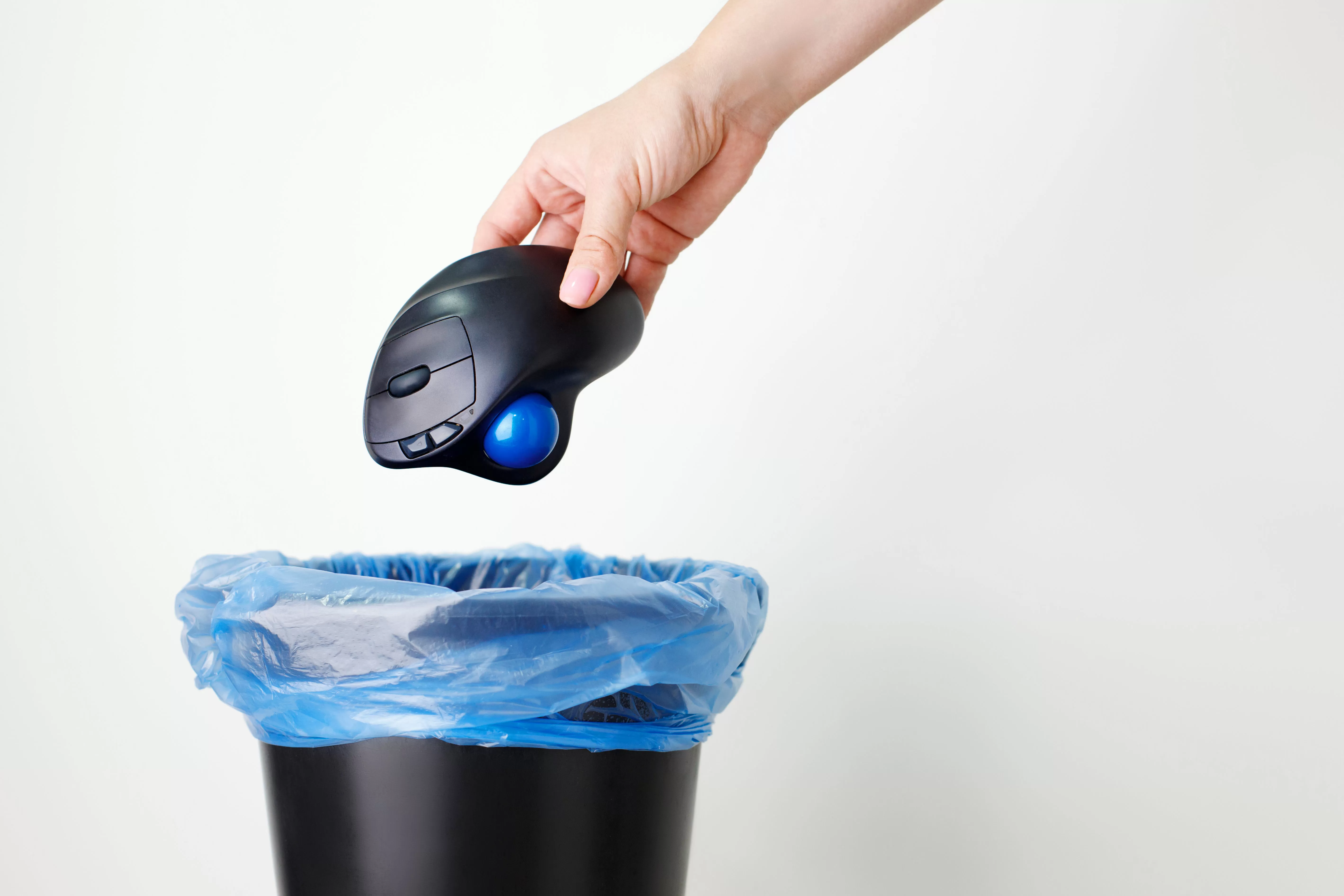 Can Hard Plastics Be Thrown into the Recycling Bin